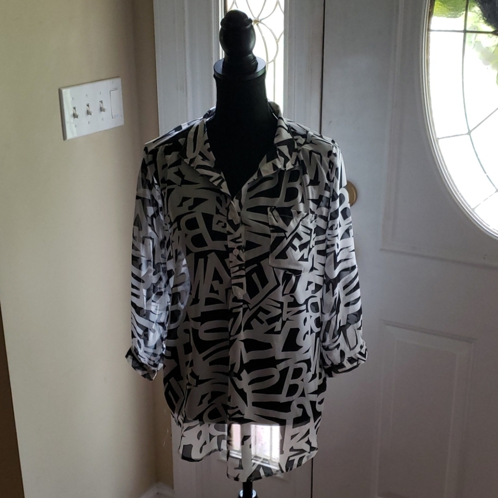Nana USA Long Sleeve Letter Blouse